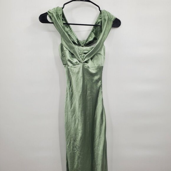 Princess Polly Sadee Maxi Dress Women Size US 0 NWT Off Shoulder Sage - Picture 4 of 13